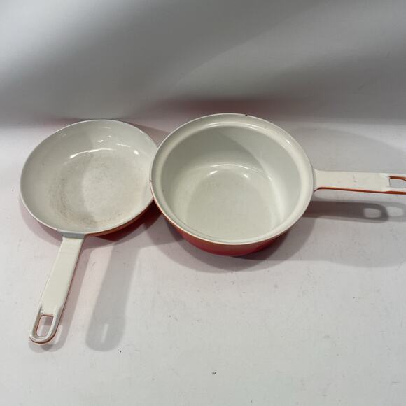 Vintage Descoware Beglium Orange Enamel Cooking Skillet With Lid 1 Qt CON-18 - Picture 3 of 8